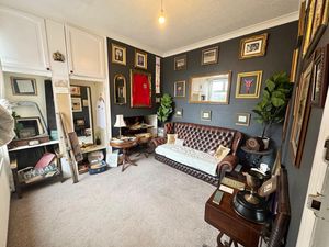 Photo 7- click for photo gallery